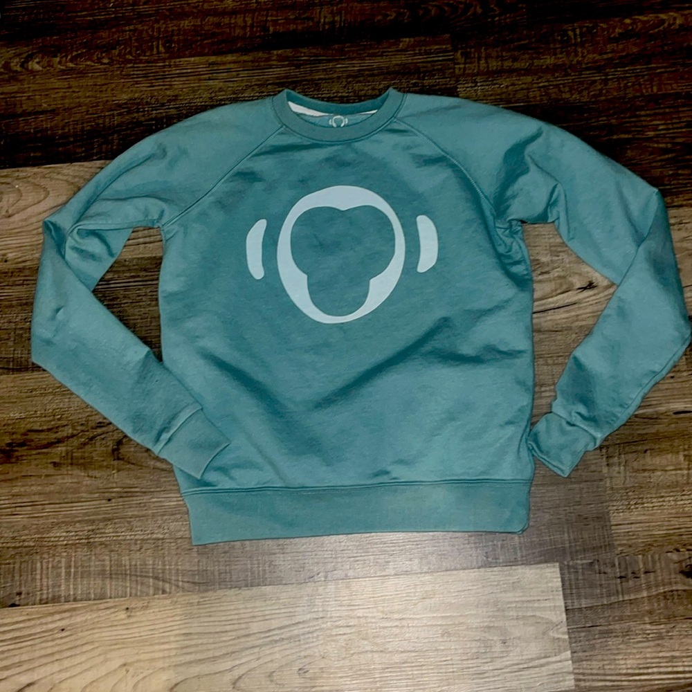 Rckmnky Sweatshirtrt mint size small Never worn
